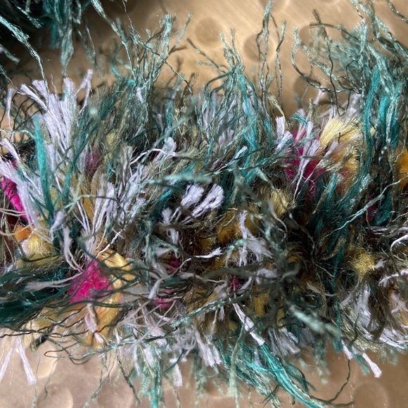 Hand Made Green Yellow Eyelash Yarn Lei Class of 2023 Graduation Celebration - Picture 6 of 10